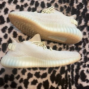 Mens Yeezy Boost Lime/ Yellow size 11 with box fits 11.5
